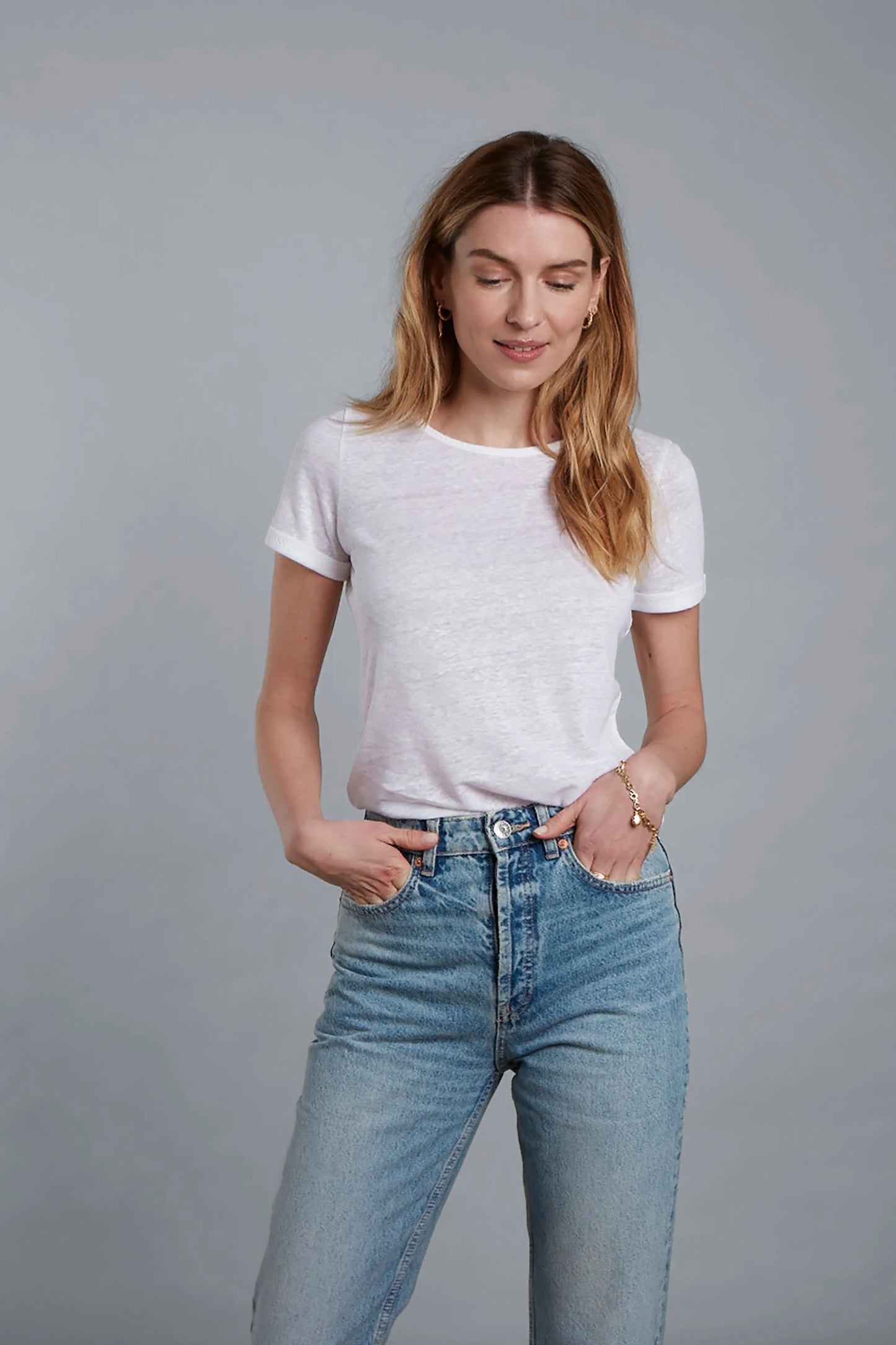 The Amelia Linen T-Shirt